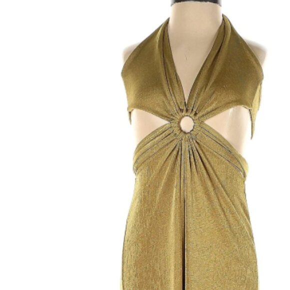 PrettyLittleThing Gold Halter Jumpsuit - Picture 1 of 2